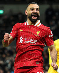 Mohamed Salah has been named Fans's Premier League MOTM for 20 out of 24  games. 🇪🇬👑