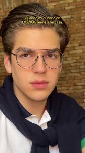 Cuando tu cuñado trabaja en casa: humor y comedia