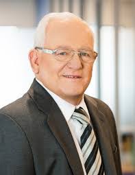 James Mcclave's Instagram, Twitter & Facebook