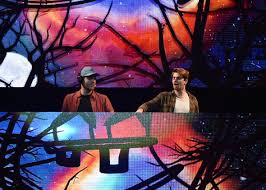 Tattoo on your shoulder chainsmokers. Why The Chainsmokers Closer Featuring Halsey Is No 1 On The Hot 100