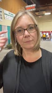 Diana Conklin's Instagram, Twitter & Facebook