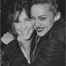 Top 10 Surprising Facts about Alanis Morissette