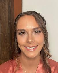 Heather Coss 👩🏻💄