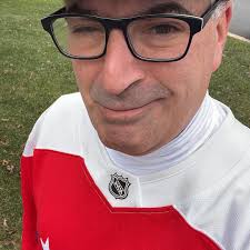 Mazel Tov to Jane Torman, here being presented with the well-deserved  President's Award for her devoted volunteer work and leadership at CBE for  many years! Also thanks to all who attended and