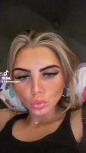 Tammy Biggins's Instagram, Twitter & Facebook