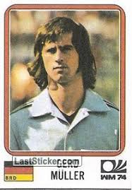 Legendary german striker gerd mueller died in the early hours of sunday at the age of 75, his former club bayern munich has confirmed. Sticker 101 Gerd Muller Panini Fifa World Cup Munich 1974 Laststicker Com