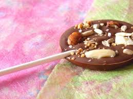Sucettes Au Chocolat Comme Des Mendiants Sucette Chocolat Chocolat Dessert
