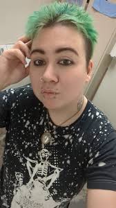 FIF my name is Gabe and this is me 2.5 weeks