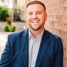 Bryce Riggs's Instagram, Twitter & Facebook