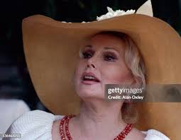 9,207 Feb 1984 Photos & High Res Pictures