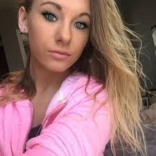 Alicia Hulse's Instagram, Twitter & Facebook