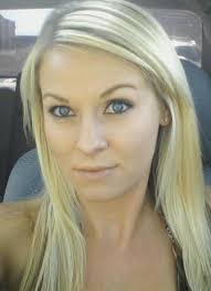 Vicki Condit's Instagram, Twitter & Facebook