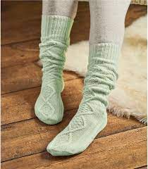 Découvrez la collection chaussettes femmes de le bourget ! Vert Pastel Chaussettes Torsadees Femme Laine D Agneau Woolover Fr