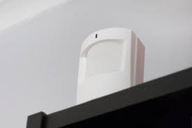 External and internal temperature especially cause fluctuations of performance, although a computer is more vulnerable to heat than to cold. Can Heat Set Off Motion Detectors