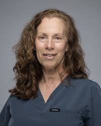 Gina Lunsford's Instagram, Twitter & Facebook