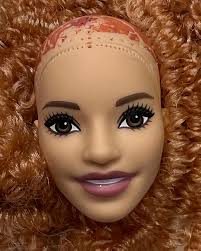 I'm a ten so I pull in a Ken” I'm inspired by the dolls in the Barbie World  music video, so I'm gonna try my own version of Ice Spice. I like