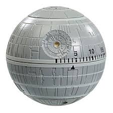 Meine idee war einen etwas saftigeren teig in einer 26er springform zu backen und den dann wie. Star Wars Todesstern Kuchenschaltuhr
