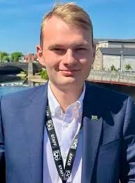 As it's election time, here's a 1925 pic of the men who 'ruled' Knutsford  for many years. The Bromley-Davenports of Capesthorne Hall. In front, William  Bromley-Davenport, MP for Knutsford in the late