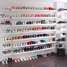 4 644 Sviђaњa 61 Komentara Fashion Selection Fashion Selection U Aplikaciјi Instagram Fashionzine By Sherlinany Shoe Wall Shoe Room Shoe Shelves