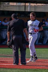 Jackson Lapiner's second-inning grand slam lifts the Monarchs to an 8-7  victory, sweeping the Lasers