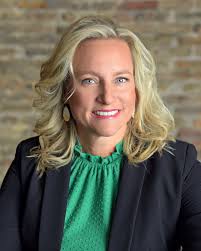 Pamela Schott's Instagram, Twitter & Facebook