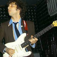 Born april 9, 1980) is an american guitarist, singer, songwriter and music producer. Barely Legal The Strokes Images Albert Hammond Jr Live Television Page 1