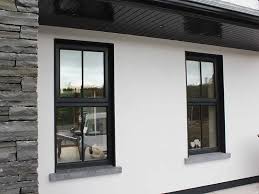 Harga model kusen pintu minimalis terbaru kayu aluminium dan pvc perkembangan desain arsitektur rumah minimalis saat ini juga berpengaruh terhadap seluruh komponen bangunannya termasuk model kusen pintukusen pintu adalah salah satu bagian penting dari rumah yang berfungsi untuk memperkuat. Contoh Gambar Desain Rumah Minimalis Jendela Aluminium Terbaru 6 Design Rumah