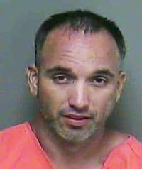 Neighbor gives chase to would-be thieves