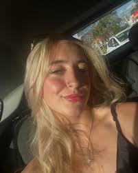 J A S M I N E S A W Y E R (@jas.sawyer_) • Instagram photos and videos