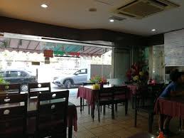 Stay connected with pan & wok. Cream Of Pumpkin Soup With Garlic Bread Picture Of Wok Pan Melaka Tripadvisor