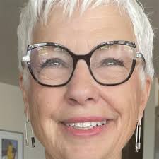 Cheryl Guizzetti's Instagram, Twitter & Facebook