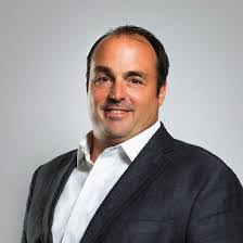 Jeffrey Burchell's Instagram, Twitter & Facebook