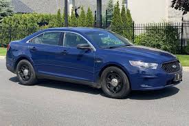 The power door lock control is located on the driver and front passenger door panels. 2015 Ford Police Interceptor Sedan For Sale Cars Bids
