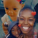 Rochelle Barnett's Instagram, Twitter & Facebook