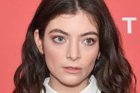 She is of irish and croatian descent. Lorde Finally Resurfaces Online In Friend S Social Media Photos