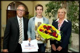 His biggest achievements are winning the gold medal for decathlon at the 2016 european athletics championships, winning bronze medal for heptathlon at the 2014 world indoor championships. Thomas Van Der Plaetsen Student Van Het Jaar In Gent Deinze Het Nieuwsblad Mobile