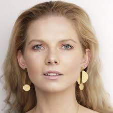 Robert Sarrazin's Investing Profile