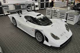 El eje es hueco y las llantas las standard pero más ligeras y $. 1998 Porsche 911 Gt1 98 Strassenversion Porsche Supercars Net