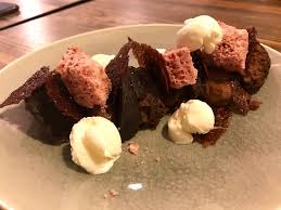 A Deux Mains Gien Restaurant Reviews Photos Phone Number Tripadvisor