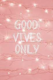 The great collection of positive vibes wallpaper for desktop, laptop and mobiles. Studiostories Sagt Lass Uns Gegenseitig Motivieren Girlboss Motivation Good Vibes Wallpaper Iphone Wallpaper Girly Wallpaper Quotes