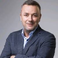 Norman Muller's Instagram, Twitter & Facebook