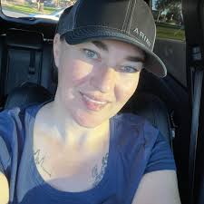 clove tea...... Clove Tea 1. Cures headaches. 2. Improves circulation. 3.  Cleanses the lungs. 4. Helps burn fat. 5. Improves skin. 6. Fights  inflammation. If you never comment, at least say hi.