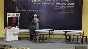 Video politeknik & kolej komuniti. Istudent Cc Kolej Komuniti Memberi Informasi Terkini Mengenai Jpkk
