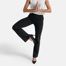 Girls in yoga pants запись закреплена. Pin On Dress Yoga Pants