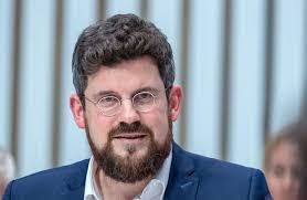 Michael Klenner's Instagram, Twitter & Facebook