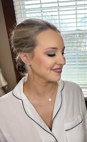 Lakin Andrews Makeup added a new photo.