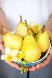 Pears And Other Yellow Food Are High In Antioxidants Like Vitamin C That Keep Our Teeth And Gums Healthy Help To He Fresh Fruit Recipes Pears Benefits Food