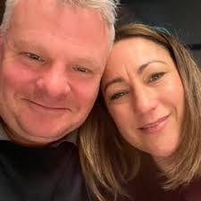 Kelly Davey's Instagram, Twitter & Facebook