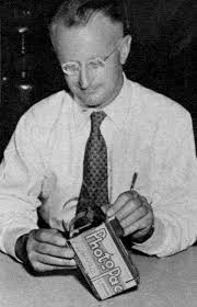 Photo-Pac: The First Disposable Camera — 1948