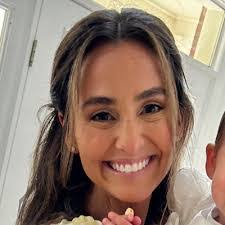 Stacy Mantz's Instagram, Twitter & Facebook